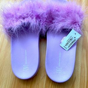 Inc slippers